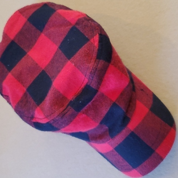 Peter Grimm Accessories - Preppy Peter Grimm Buffalo check cadet hat black fleece lining. One size